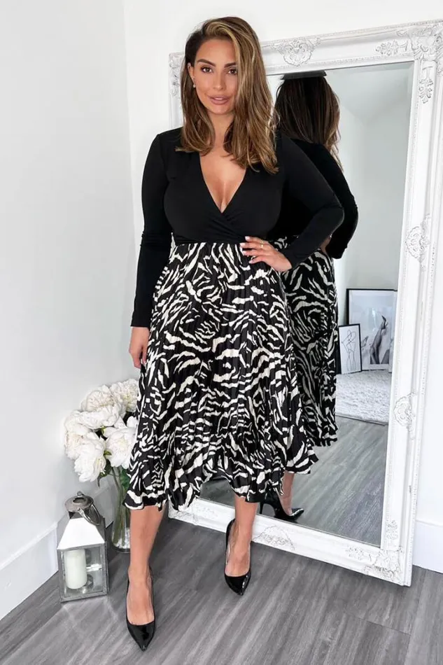 AX Paris Dresses Black Animal Print 2 In 1 Pleated Midi Dress