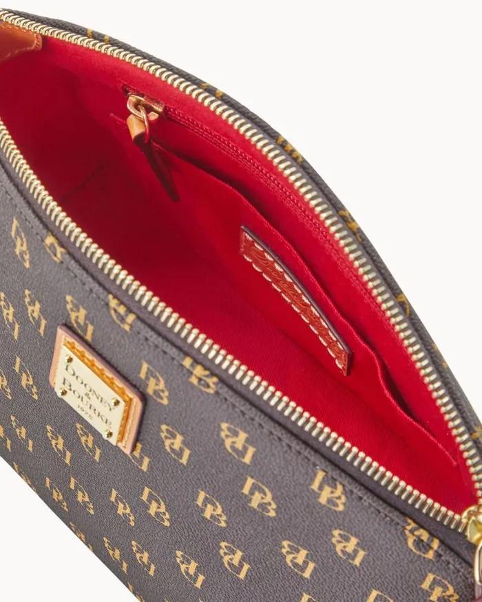 Blakely Penny Crossbody Brown Tmoro Women Dooney and Bourke Crossbodies Blakely Penny Crossbody Brown Tmoro Women Dooney and Bourke Crossbodies