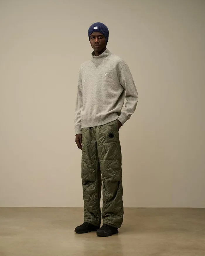 CP Company Tracksuits and Shorts Diagonal Raised Fleece Mixed Quilted Sweatpants Grape Leaf Green 8211 Man