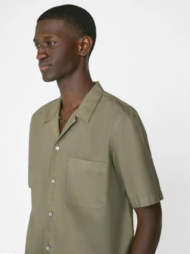 Frame Camp Collar Shirt In Old Green Old Green Men Shirts Frame Camp Collar Shirt In Old Green Old Green Men Shirts