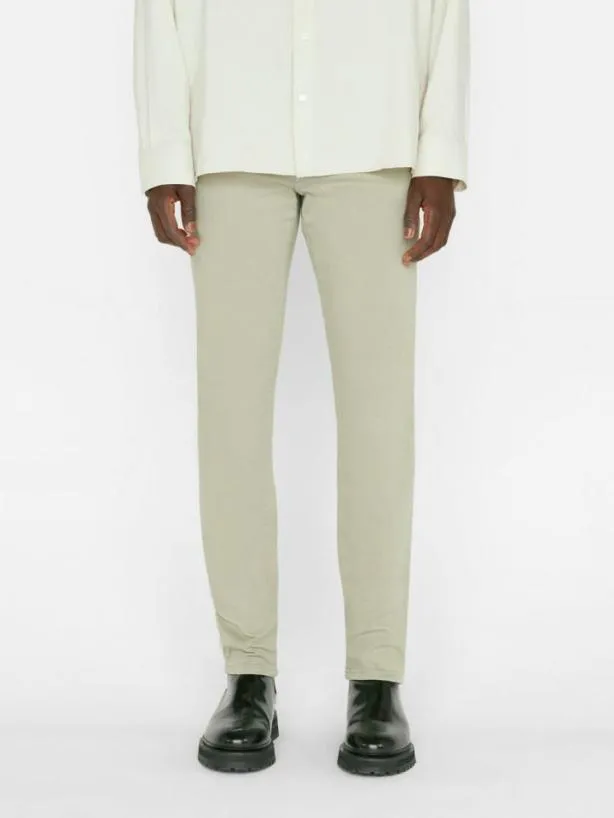 Frame L039Homme Slim Twill In Garage Desert Sage Garage Desert Sage Men Pants and Shorts Frame L039Homme Slim Twill In Garage Desert Sage Garage Desert Sage Men Pants and Shorts