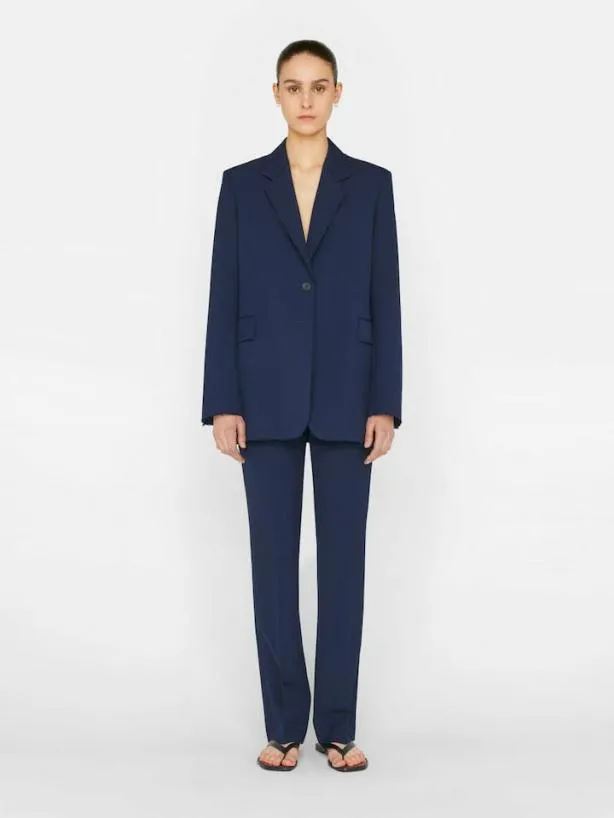 Frame Le Mini Boot Trouser In Navy Navy Women Pants