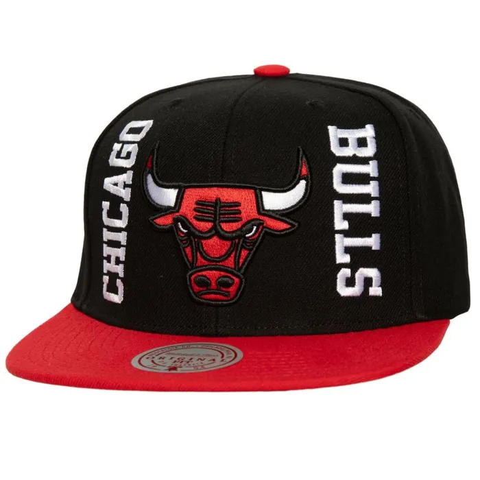 Mitchell and Ness Banners Up Snapback Chicago Bulls Men Hats and Headwear