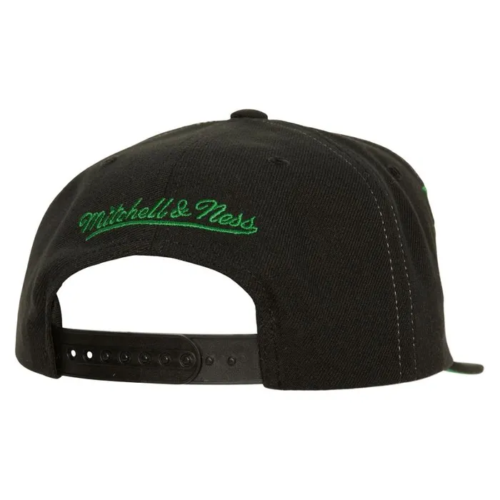 Mitchell and Ness Varsity Bust Snapback Vntg Hartford Whalers Men Hats and Headwear Mitchell and Ness Varsity Bust Snapback Vntg Hartford Whalers Men Hats and Headwear