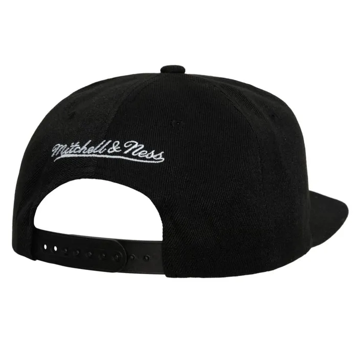 Mitchell and Ness XL BWG Snapback Dallas Mavericks Men Hats and Headwear Mitchell and Ness XL BWG Snapback Dallas Mavericks Men Hats and Headwear