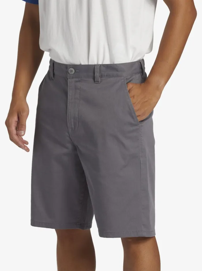 Quiksilver Crest Chino Chino 21034 Shorts Quiet Shade Mens Shorts and Amphibians Quiksilver Crest Chino Chino 21034 Shorts Quiet Shade Mens Shorts and Amphibians