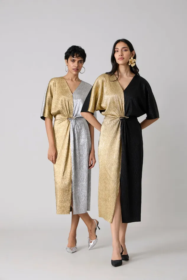 Scarlet Sage Dresses Cecil Midi Textured Metallic Dress 8211 Black and Gold 8211 Women