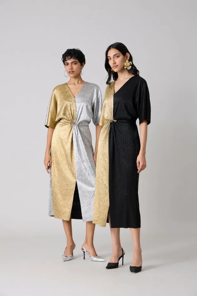 Scarlet Sage Dresses Cecil Midi Textured Metallic Dress 8211 Black and Gold 8211 Women