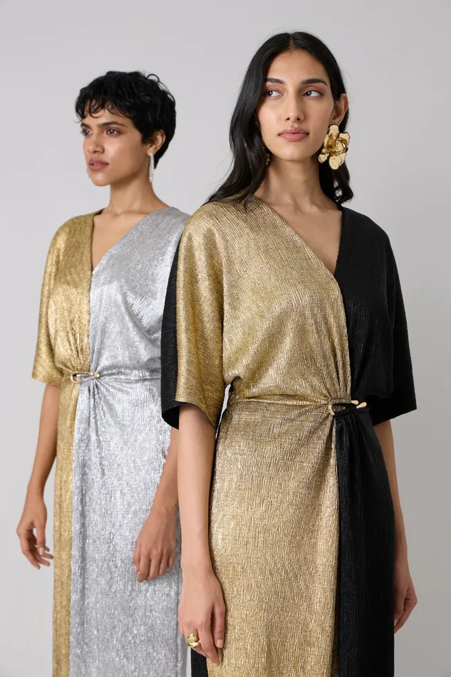 Scarlet Sage Dresses Cecil Midi Textured Metallic Dress 8211 Black and Gold 8211 Women