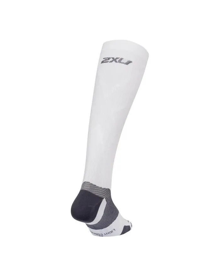 Socks Accessories 2XU Vectr Light Cushion Full Length Compression Socks Whitegrey