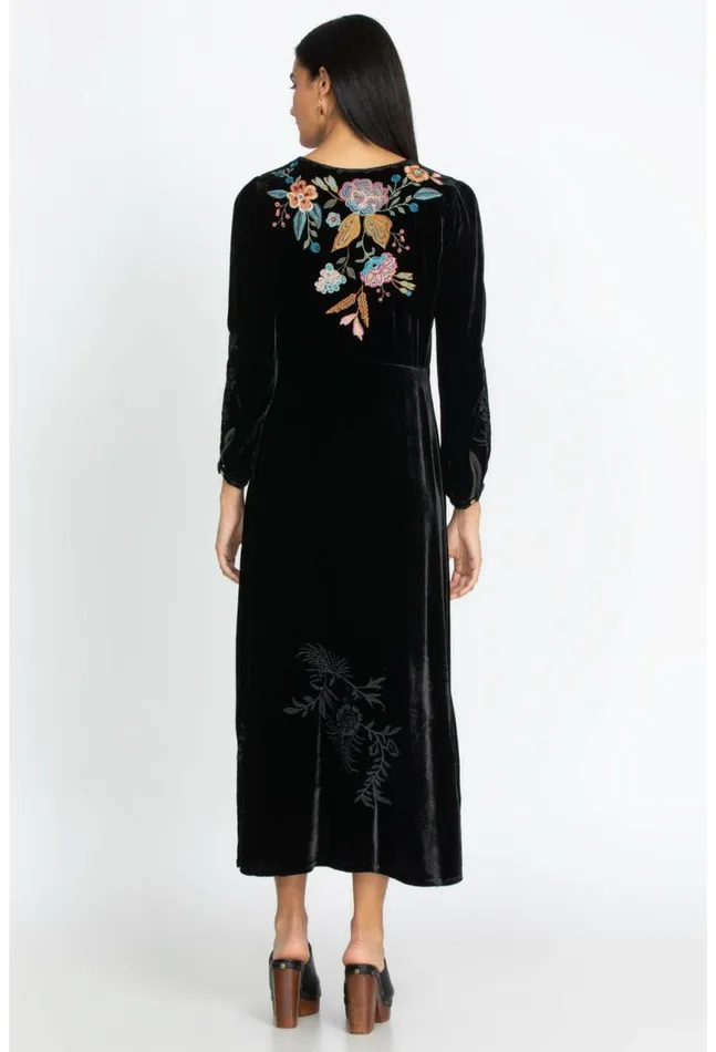 Women Bianca Velvet Maxi Dress Black Johnny Was Dresses